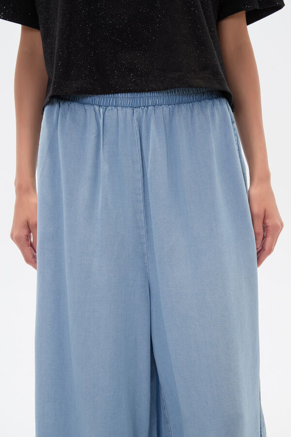 PANTALON VALLEOESTE CELESTE CLARO image number null