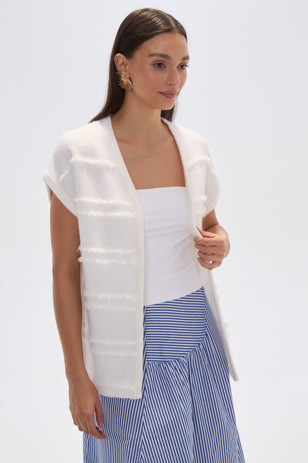 PONCHO PUNCHY MARFIL  / OFF WHITE image number null