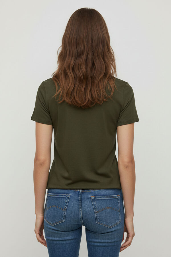 REMERA PRAKATA VERDE OLIVA OSCURO image number null