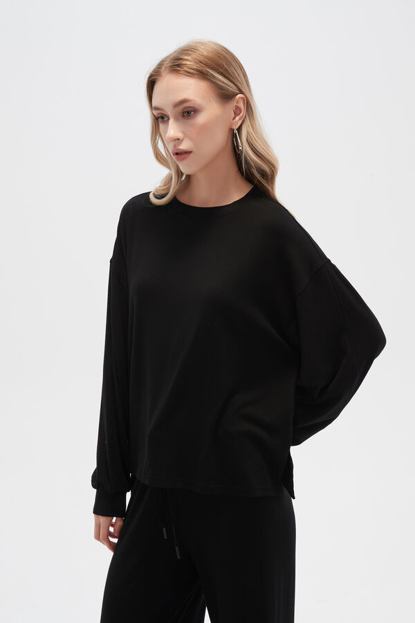 BUZO JABELIN NEGRO image number null