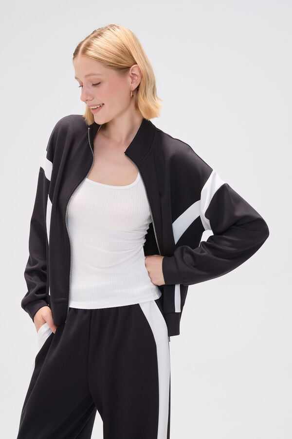 CAMPERA DEPORTIVA RAQUELLE 612 GUSTO 1 image number null