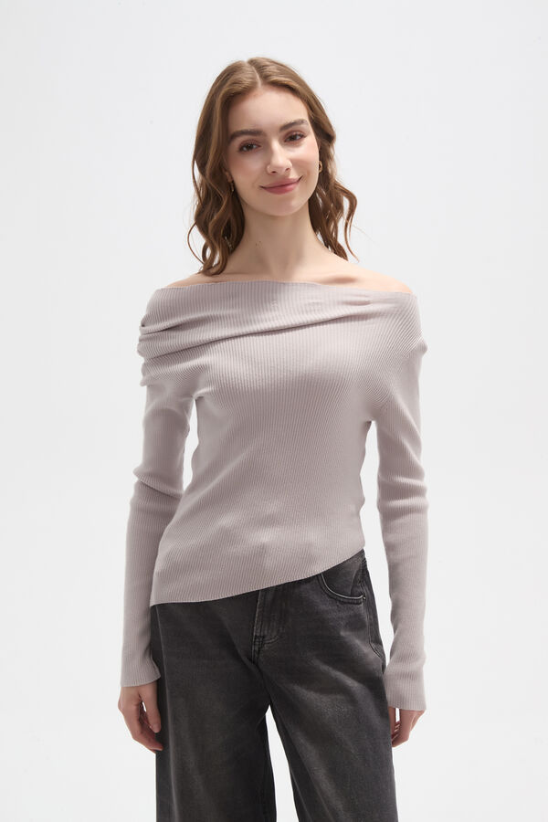 SWEATER TRAVIS CEMENTO image number null