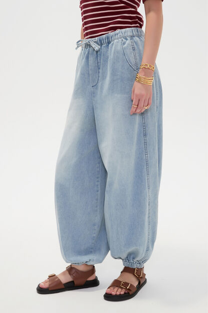 PANTALON ARIAMA 70607 CELESTE image number null
