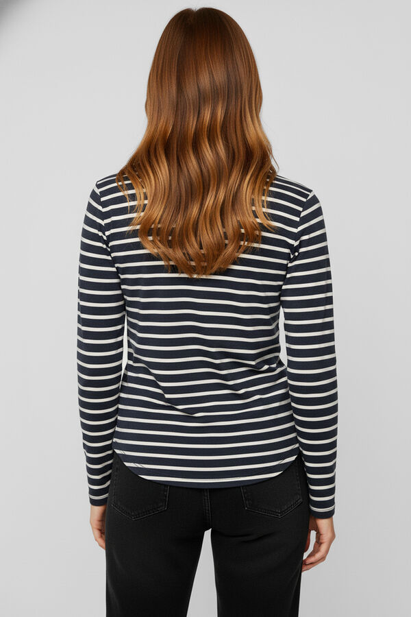 REMERA AMANDOS GUSTO 3 image number null
