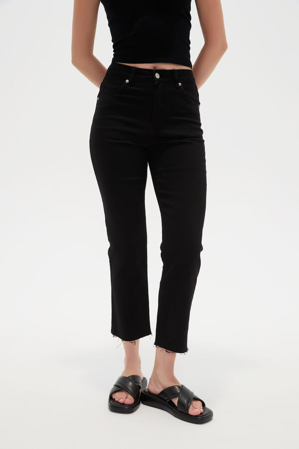 PANTALON VILEHADA 70809 NEGRO image number null
