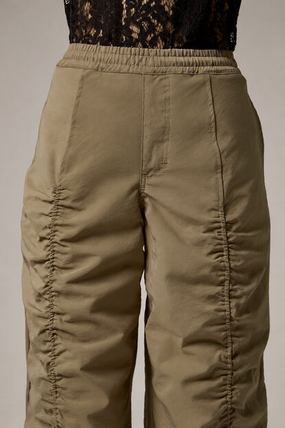 PANTALON NOMAE 70809 VERDE GRISACEO image number null