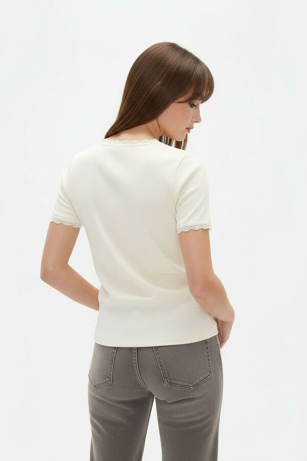 REMERA SALPA 70607 CRUDO / NATURAL image number null