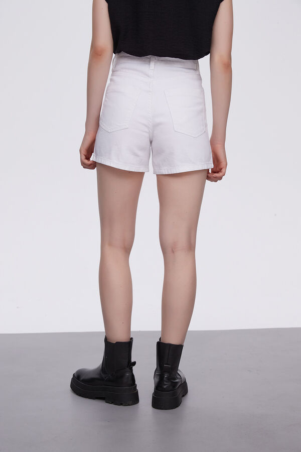SHORT KARIME BLANCO image number null