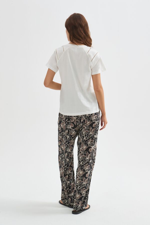 REMERA LUGOJ 70607 MARFIL  / OFF WHITE image number null