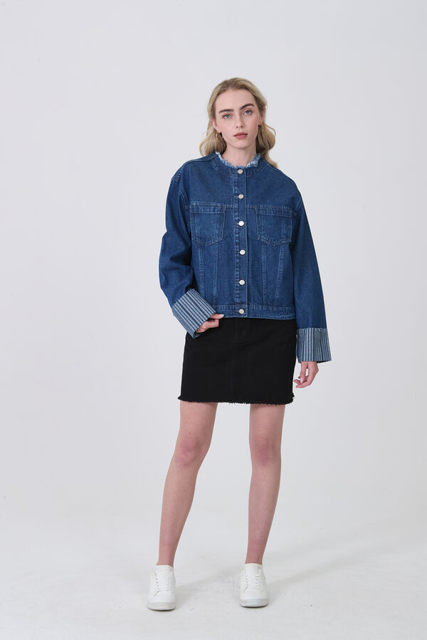 CAMPERA YANEL AZUL MEDIO image number null