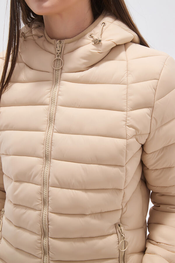CAMPERA TALICADA BEIGE CLARO image number null