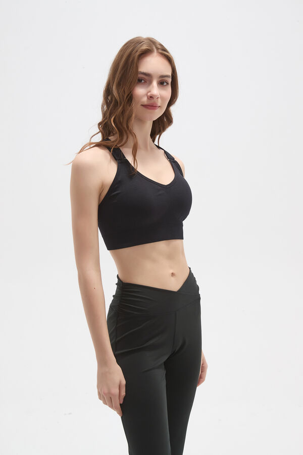 TOPS IRIANA NEGRO image number null