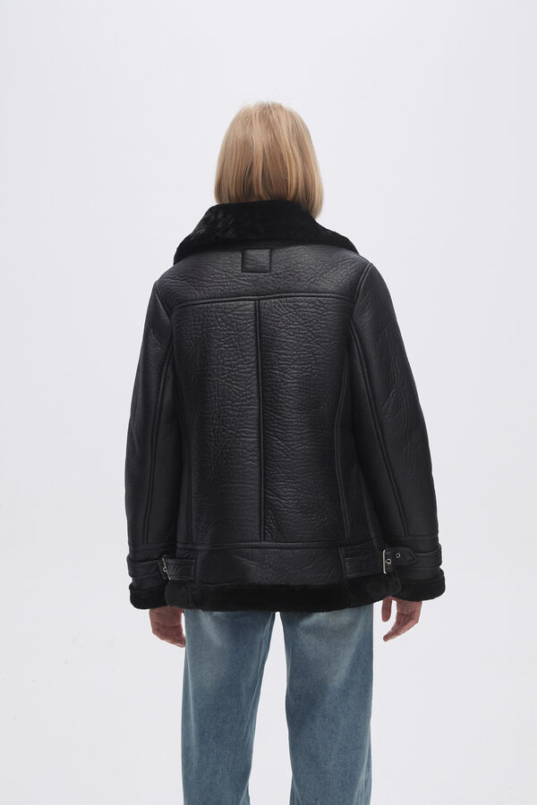 CAMPERA LUJAN NEGRO image number null