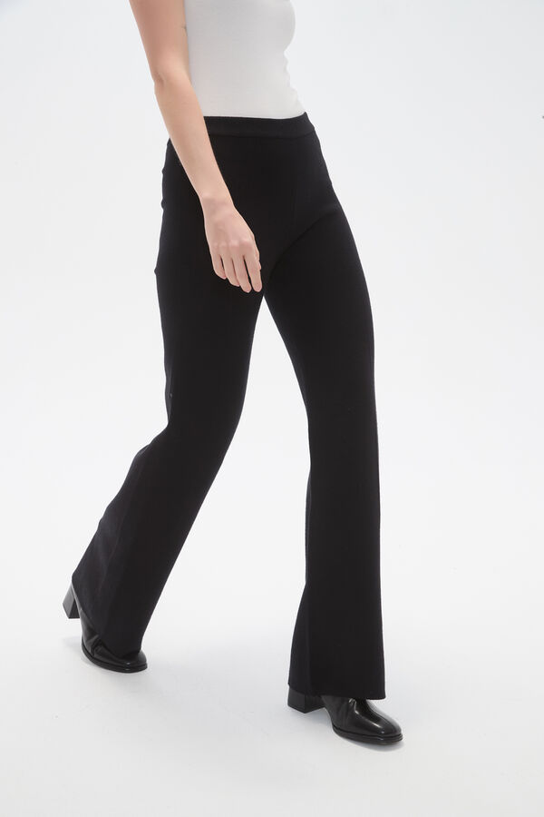 PANTALON XYROS NEGRO image number null