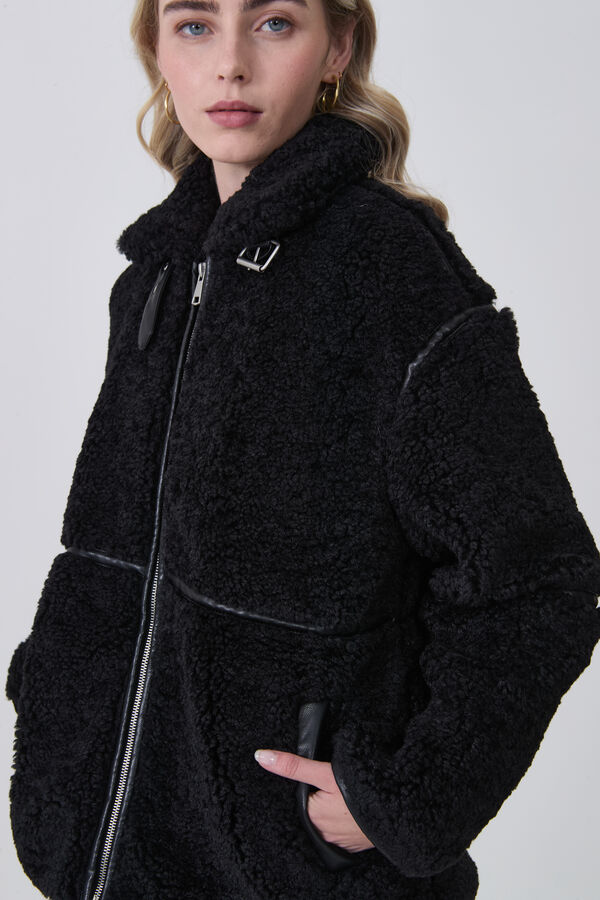 CAMPERA SARI NEGRO image number null