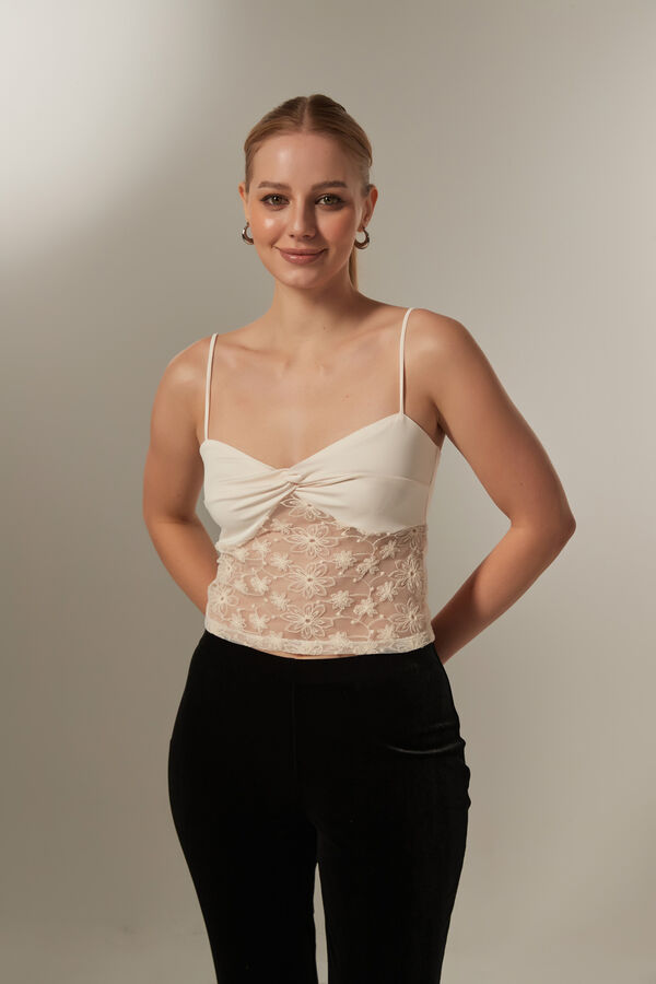 TOPS ATIAN MARFIL  / OFF WHITE image number null