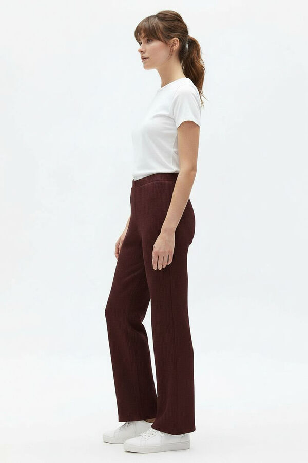 PANTALON NIVO 70607 CEREZA OSCURO image number null