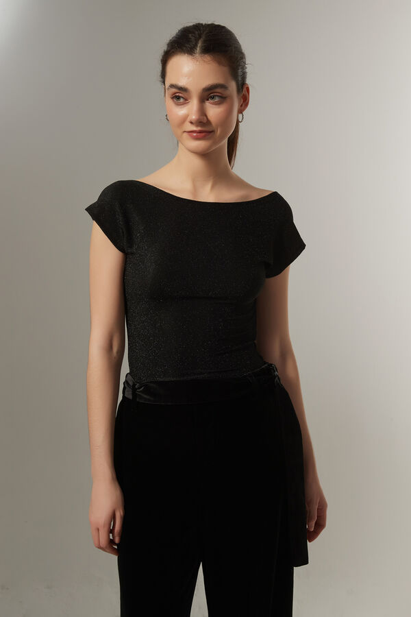 REMERA OSWAL NEGRO
