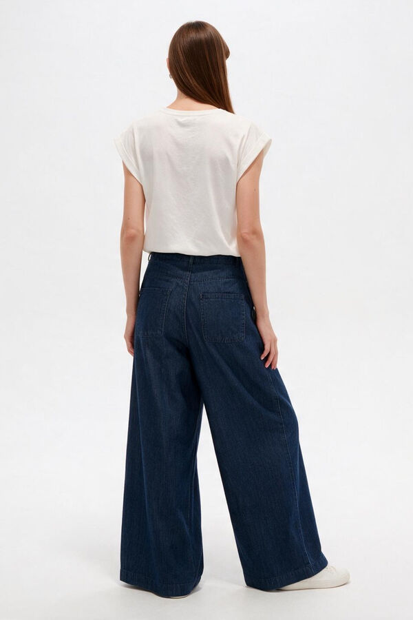 REMERA ARATI 70607 GUSTO 1 image number null
