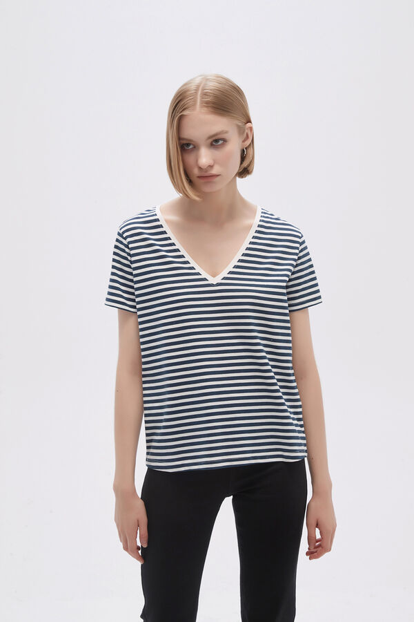 REMERA URSA GUSTO 1 image number null