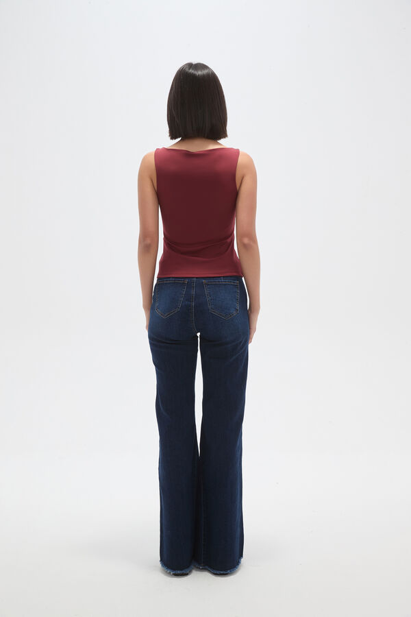 MUSCULOSA MINTAS BORDEAUX image number null