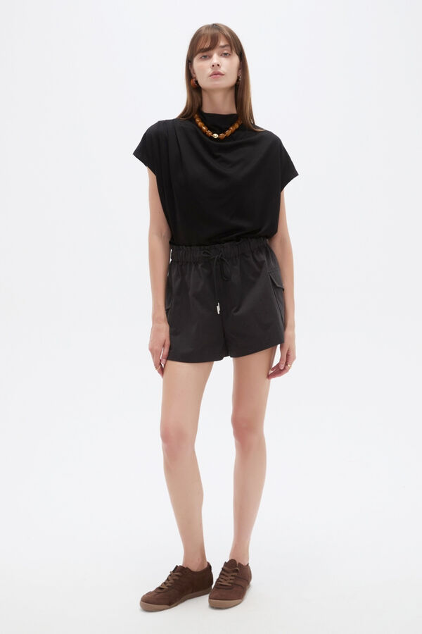 SHORT GOMAE 70809 NEGRO image number null