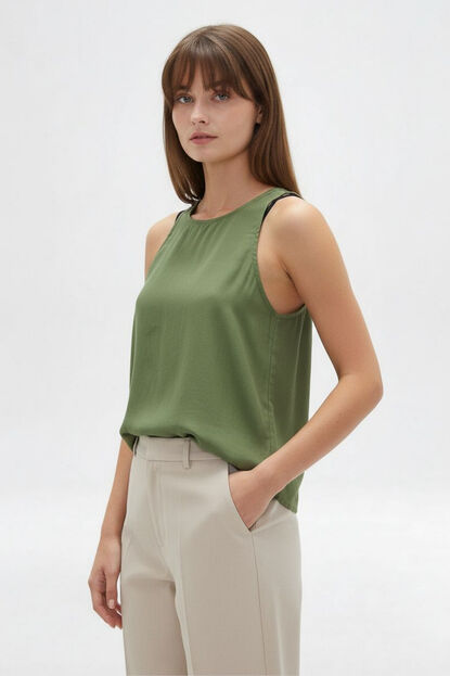 MUSCULOSA XILVEN 70809 VERDE OLIVA image number null