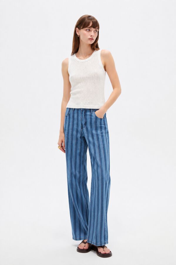 TOPS FROUS GUSTO 1 image number null
