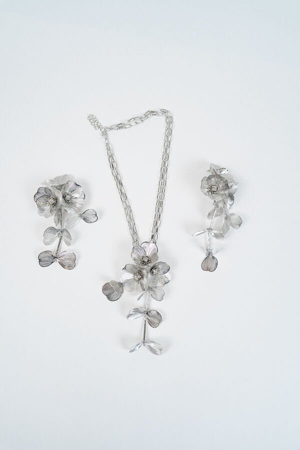 Collar Carol PLATEADO image number null