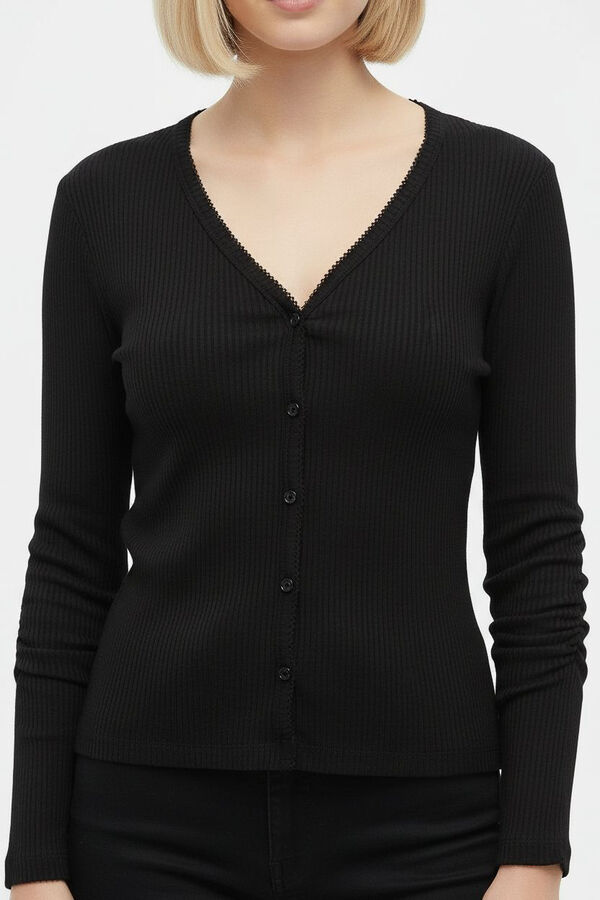 REMERA IRVETH NEGRO image number null