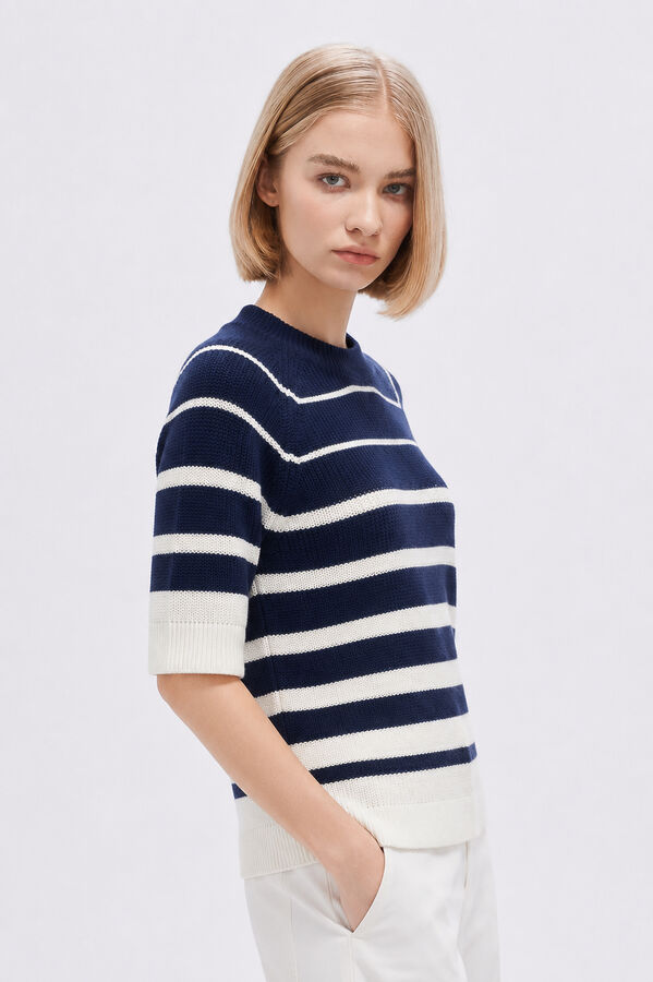 REMERA ESCARETO 70809 GUSTO 1 image number null