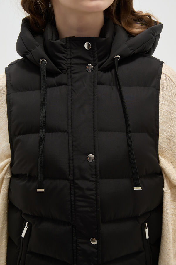 CHALECO CRESSIDA NEGRO image number null