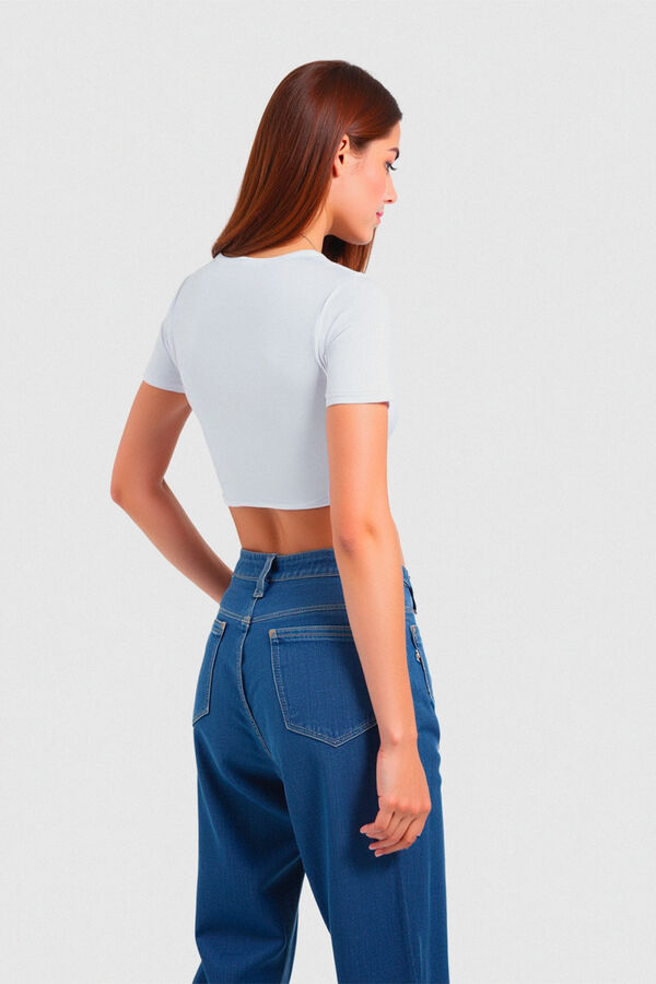 REMERA HAZAKURA BLANCO image number null
