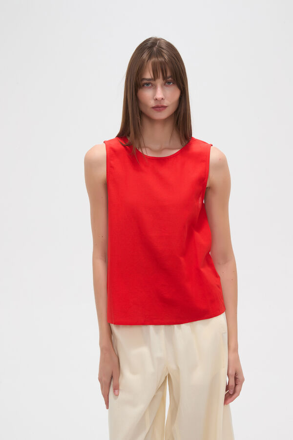 MUSCULOSA VIZI ROJO image number null