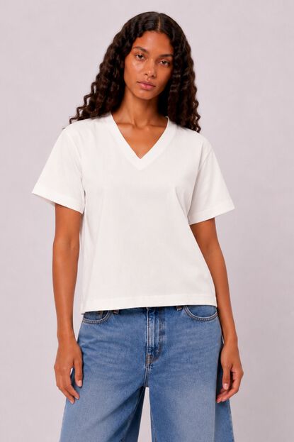 REMERA KALAE 70809 BLANCO image number null