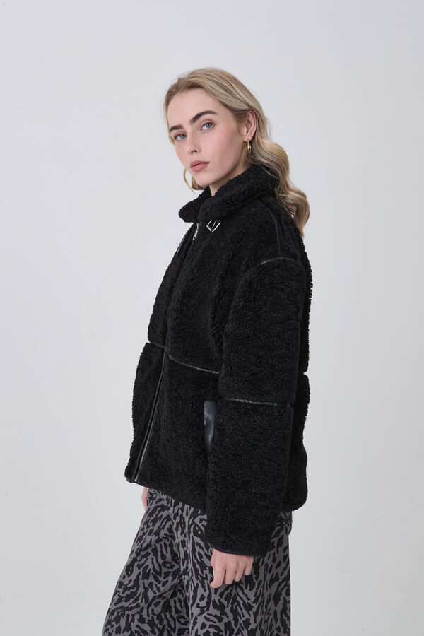 CAMPERA SARI NEGRO image number null