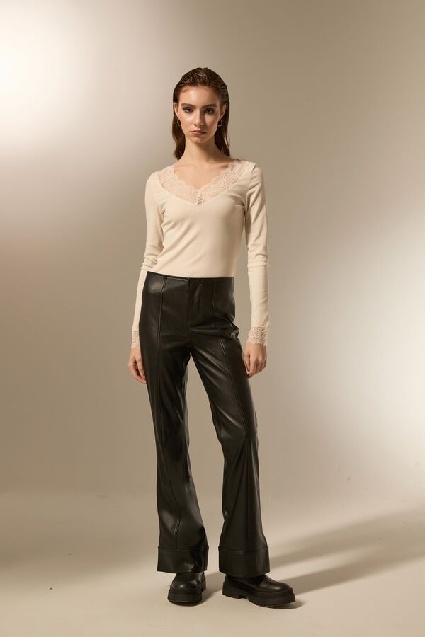 PANTALON ORVEN NEGRO image number null