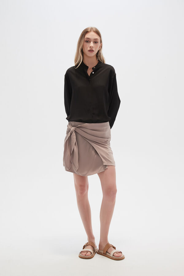 SHORT JIMOR TAUPE CLARO image number null