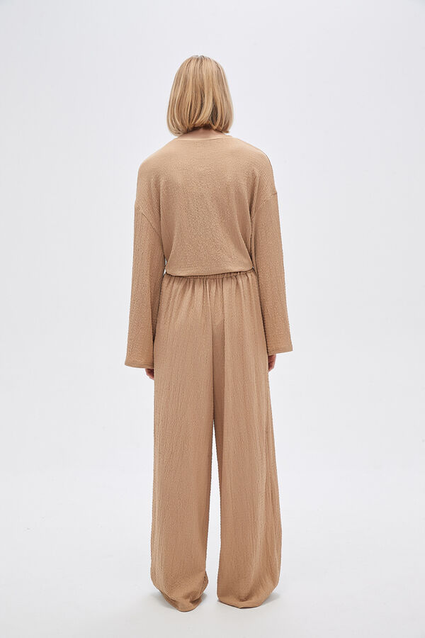 PANTALON RELLYS BEIGE OSCURO image number null