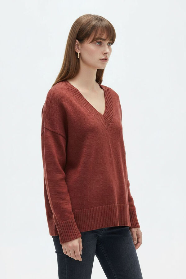 SWEATER SICHA BORDEAUX image number null