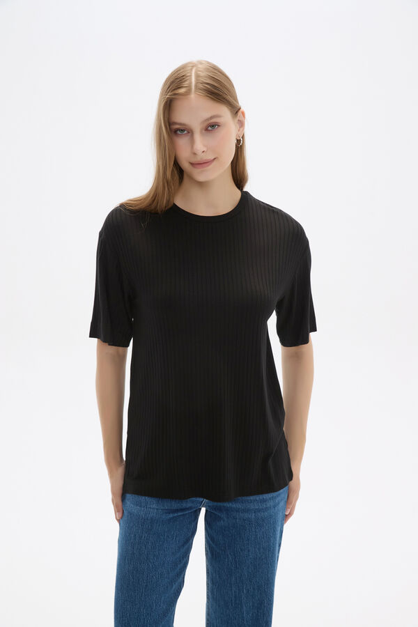REMERA JAVID NEGRO image number null