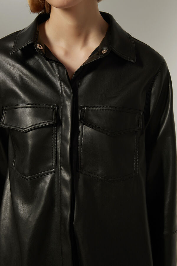 SOBRECAMISA NAWAH NEGRO image number null