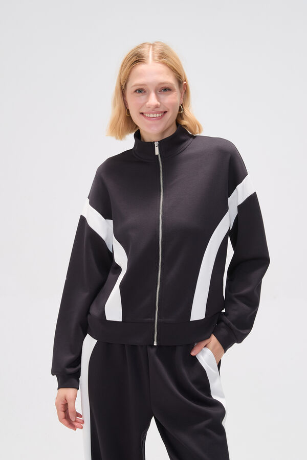 CAMPERA DEPORTIVA RAQUELLE 612 GUSTO 1 image number null