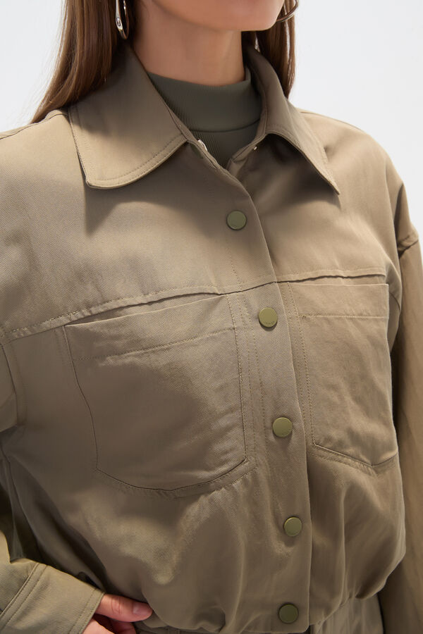 CAMPERA RIUNA VERDE OLIVA CLARO image number null