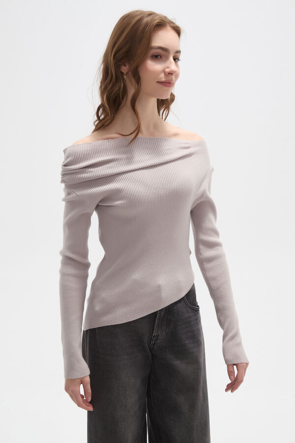 SWEATER TRAVIS CEMENTO image number null