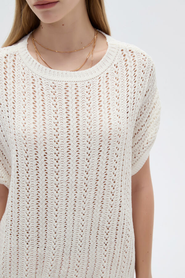 REMERA CORVIN 70607 MARFIL  / OFF WHITE image number null
