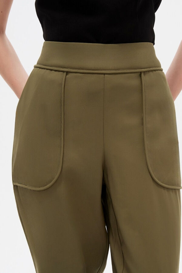 PANTALON ALVREN 70607 VERDE OLIVA image number null