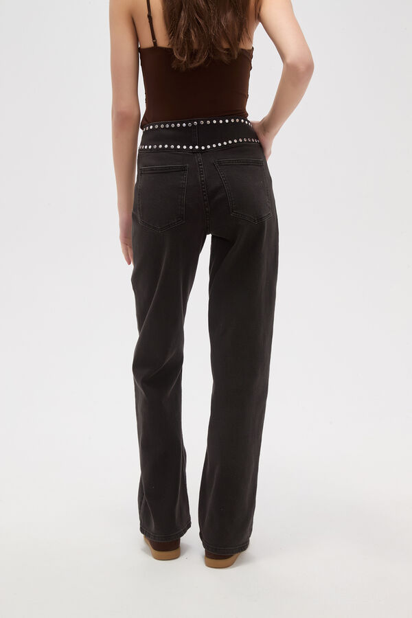 PANTALON HALVAR GRIS OSCURO image number null