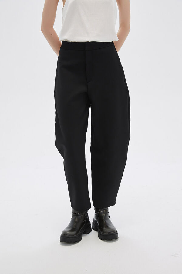PANTALON FIENAS NEGRO image number null