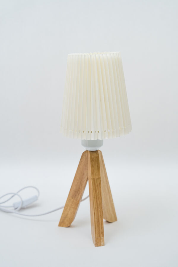 Lampara de Mesa Brelia BLANCO image number null